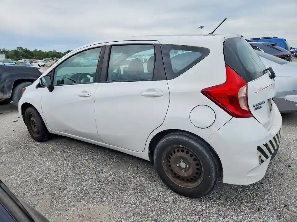 3N1CE2CPXJL353730 2018 NISSAN VERSA-1