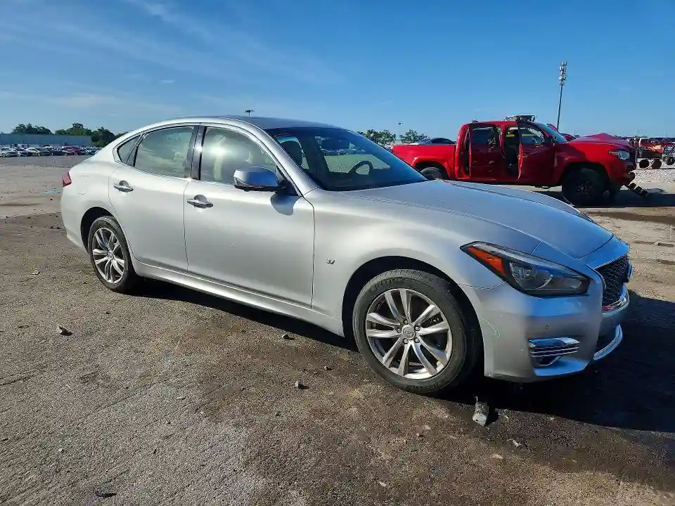 JN1BY1AR3FM561253 2015 INFINITI Q70-3