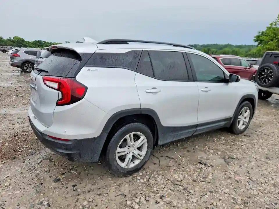 3GKALMEV7NL203960 2022 GMC TERRAIN-2