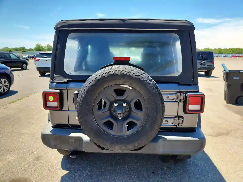 1C4HJXDG5JW192126 2018 JEEP WRANGLER-5