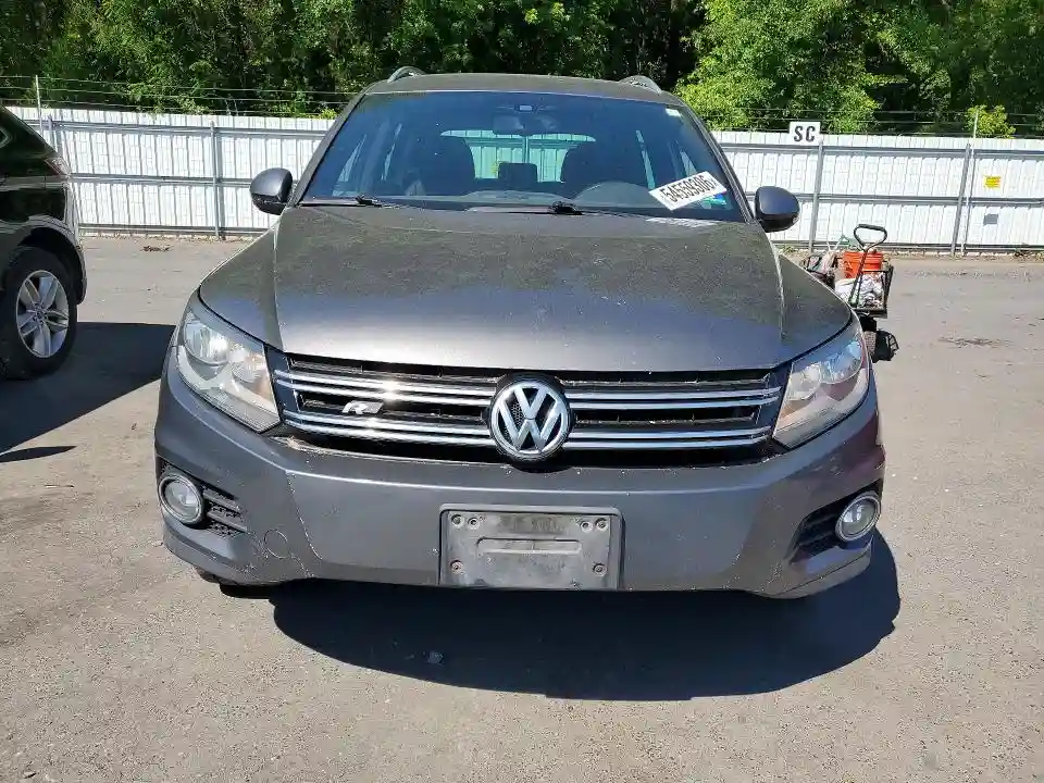 WVGAV7AX6GW084533 2016 VOLKSWAGEN TIGUAN-4
