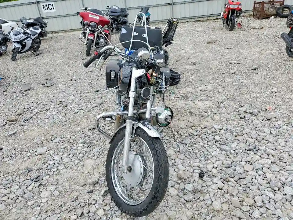 JH2NC0119BM100928 1981 HONDA CM CYCLE-1