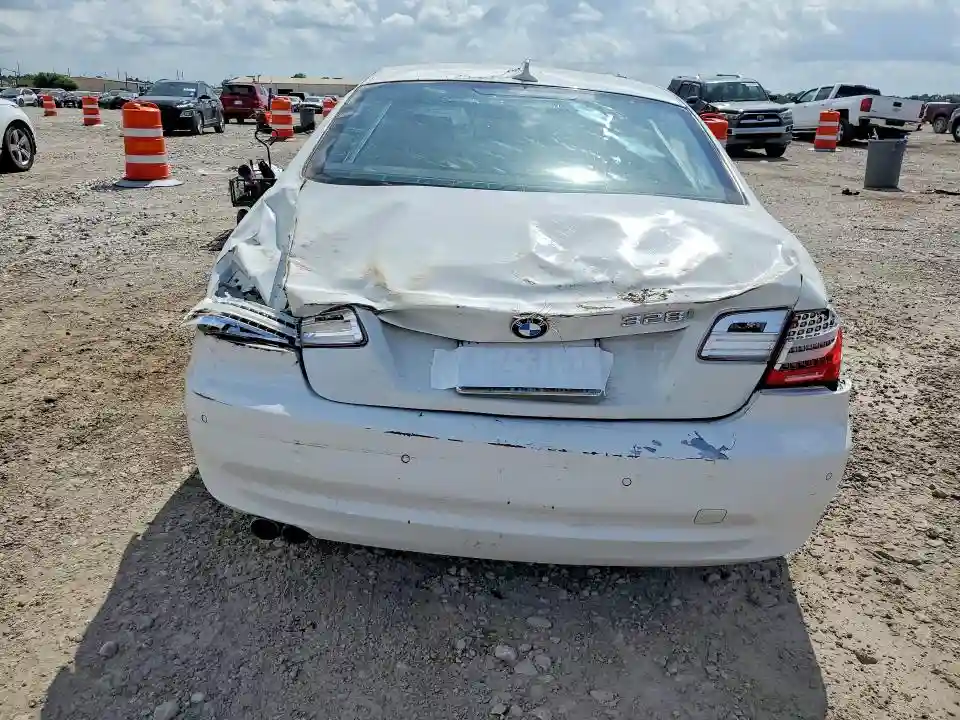 WBAKF3C54DJ386239 2013 BMW 3 SERIES-5