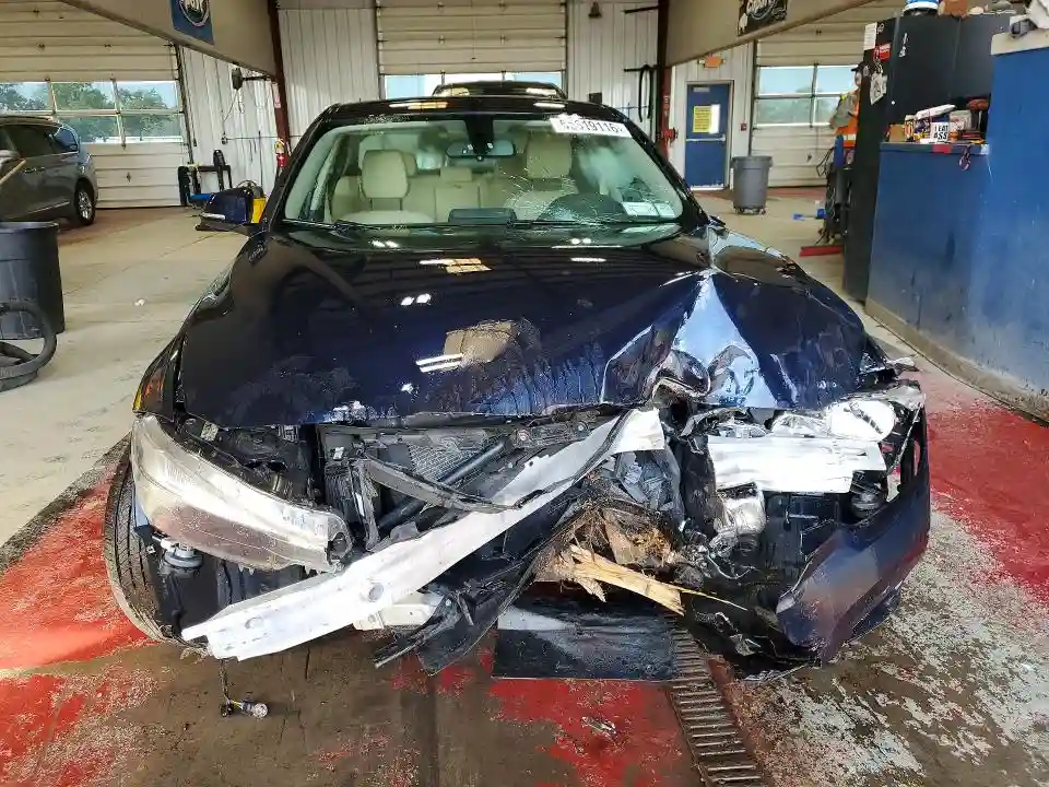 WBA8A3C50HK691116 2017 BMW 3 SERIES-4
