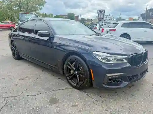 WBA7F2C55JB238705 2018 BMW 7 SERIES-3