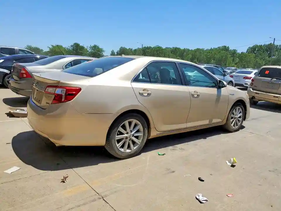 4T1BD1FK9CU026200 2012 TOYOTA CAMRY SOLA-2