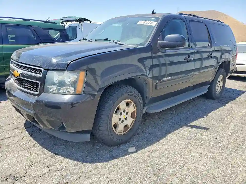 1GNSCJE05BR359736 2011 CHEVROLET SUBURBAN-0