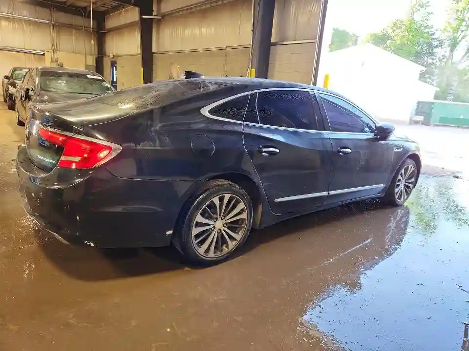 1G4ZN5SS3HU165609 2017 BUICK LACROSSE-2