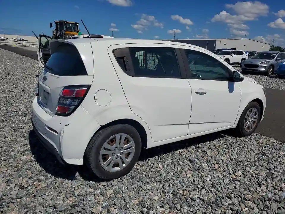 1G1JG6SH9H4153298 2017 CHEVROLET SONIC-2