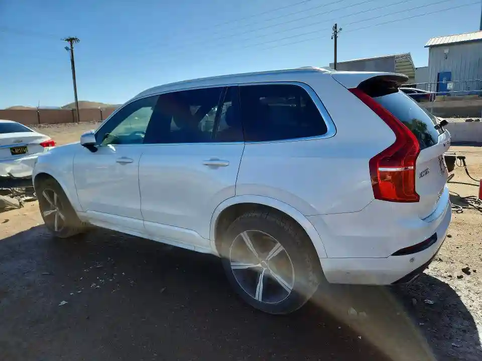 YV4A22PMXG1059190 2016 VOLVO XC90-1