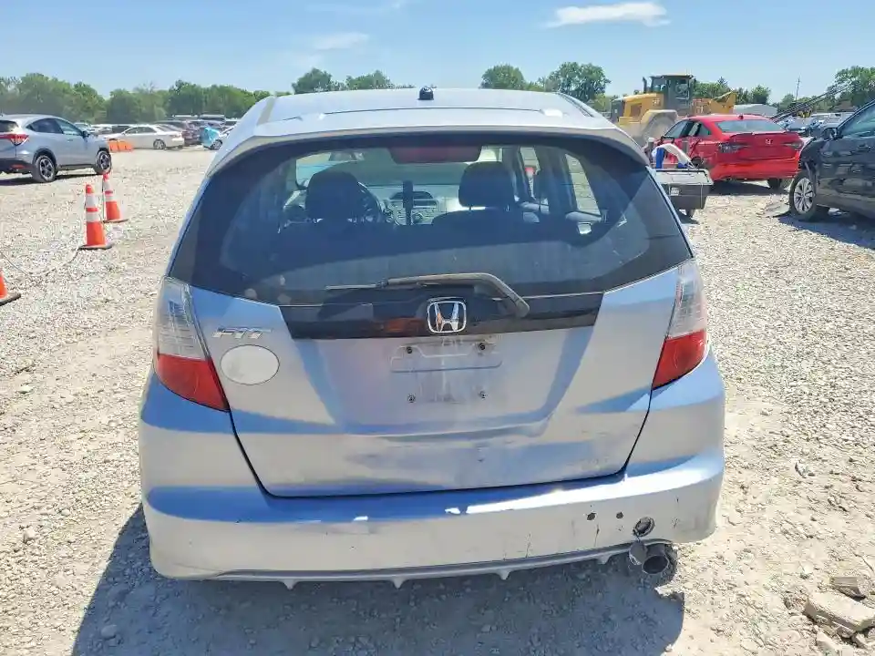 JHMGE8G47AC037486 2010 HONDA FIT-5