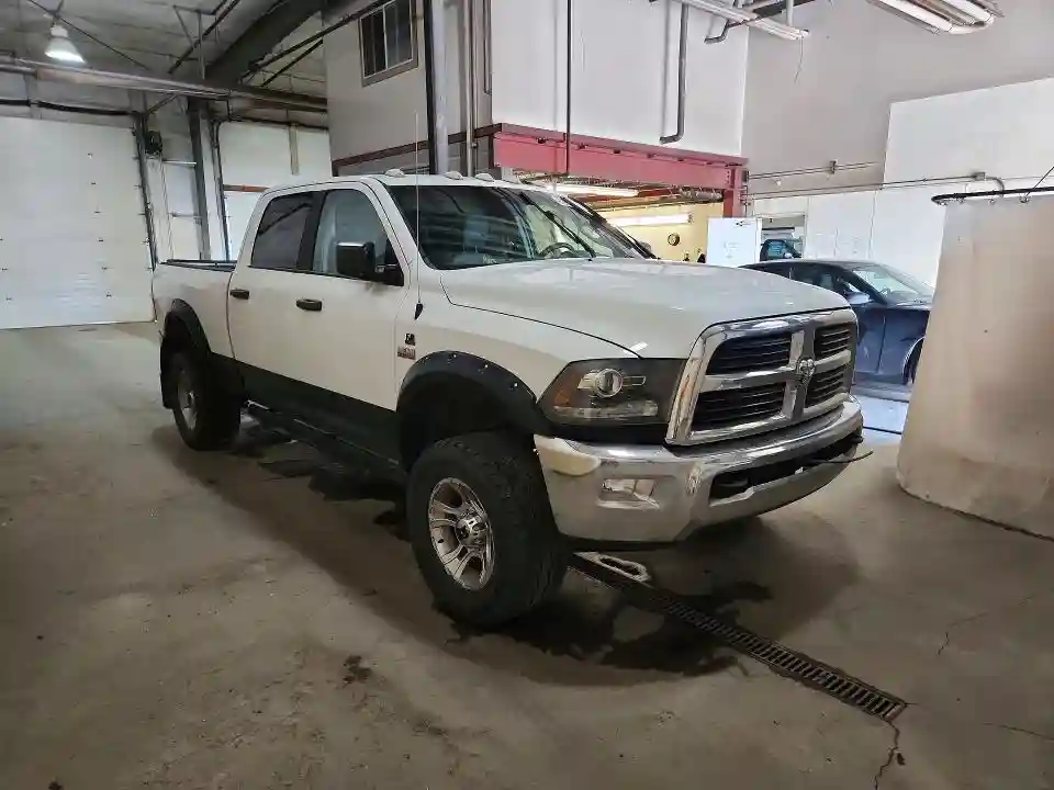 3C6TR5EJ3FG514311 2015 RAM 2500-3