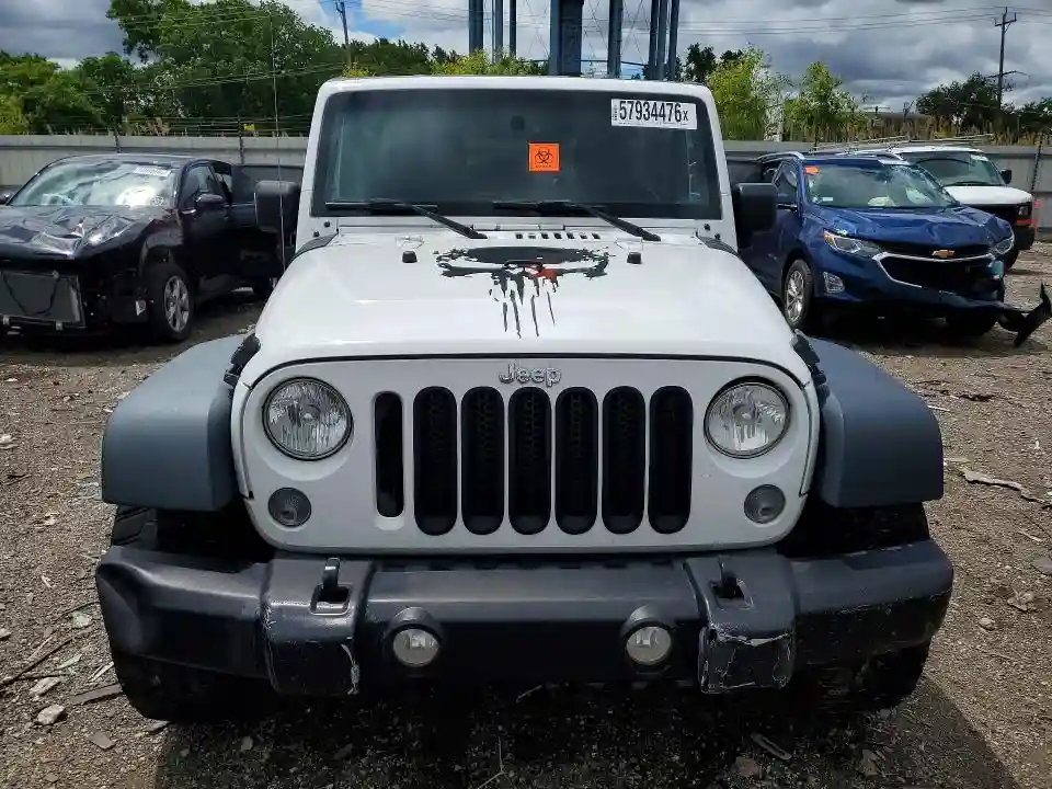 1C4BJWDG9FL528885 2015 JEEP WRANGLER-4