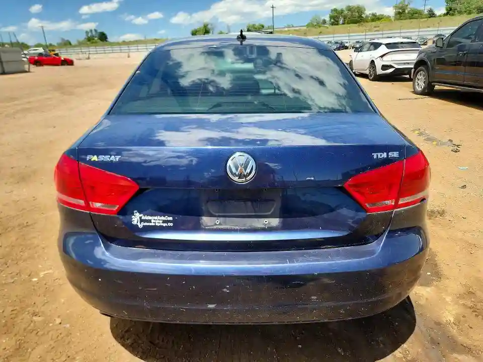 1VWBN7A30EC001941 2014 VOLKSWAGEN PASSAT-5
