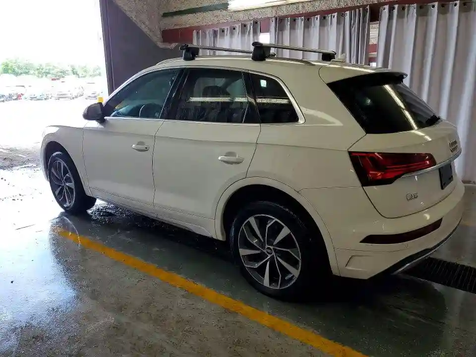 WA1BAAFY1M2021470 2021 AUDI Q5-1
