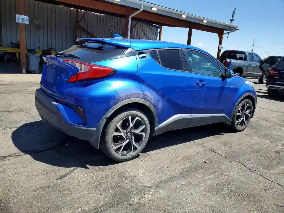 NMTKHMBXXJR019221 2018 TOYOTA C-HR-2