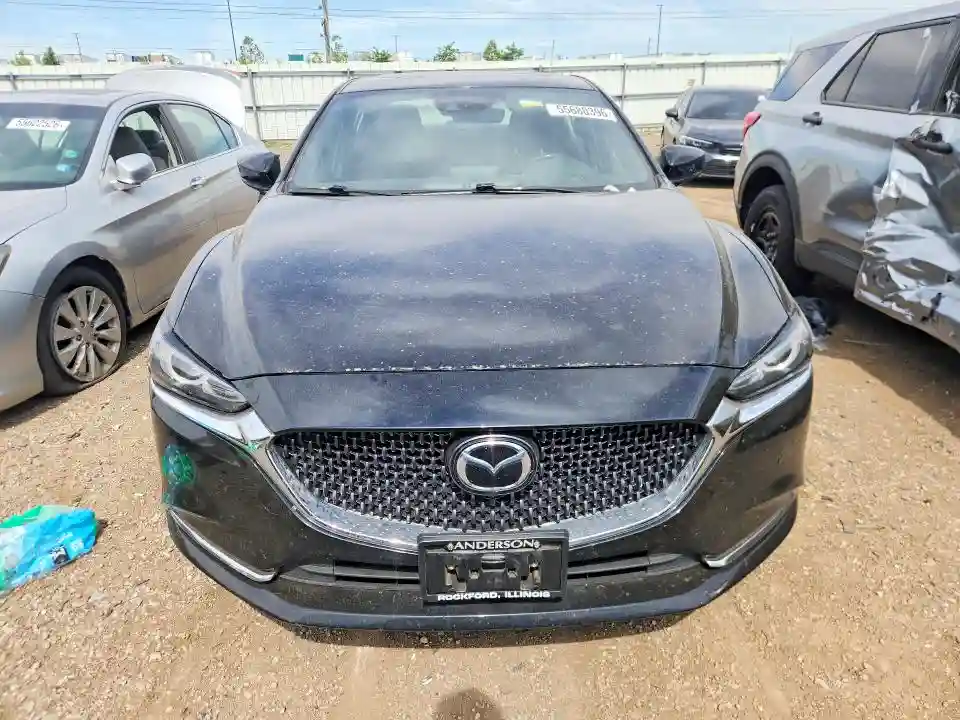 JM1GL1XY6J1321785 2018 MAZDA 6-4