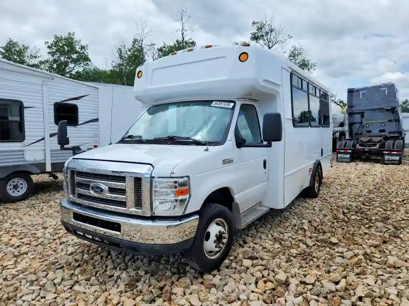 1FDFE4FS2HDC13978 2017 FORD ECONOLINE-1