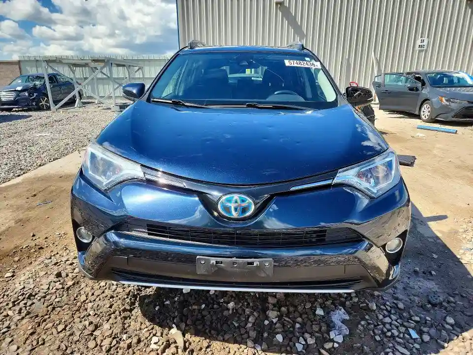 JTMRJREV9HD126228 2017 TOYOTA RAV4-4
