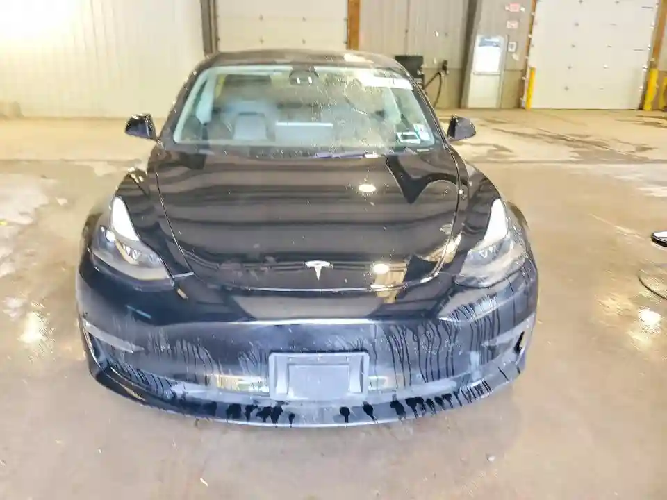 5YJ3E1EA5NF370553 2022 TESLA MODEL 3-4