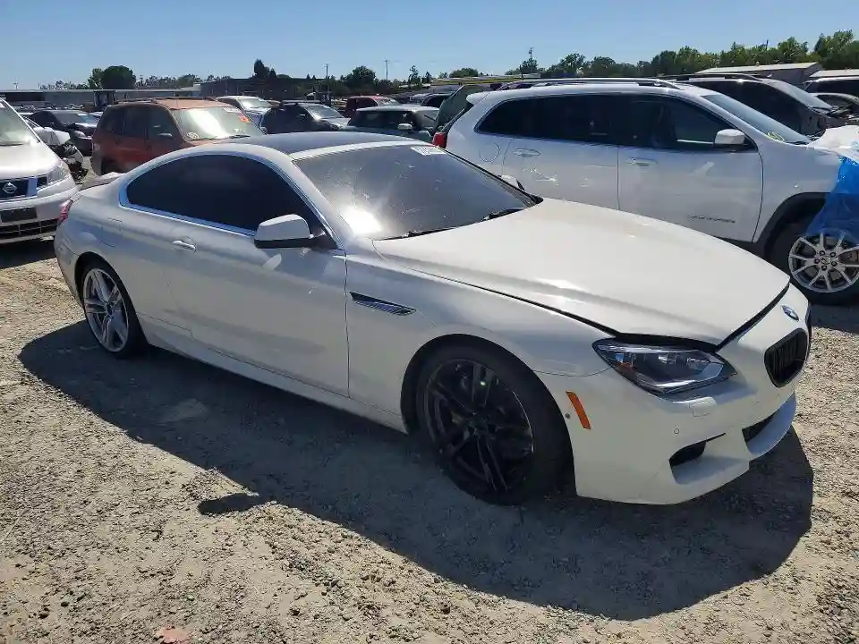 WBALX3C55CC528389 2012 BMW 6 SERIES-3