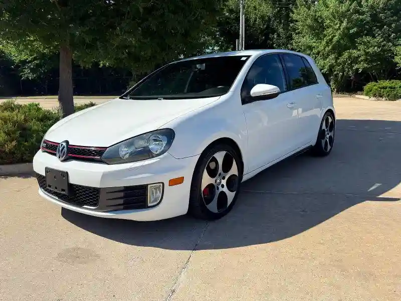 WVWGD7AJ8DW119484 2013 VOLKSWAGEN GTI-1
