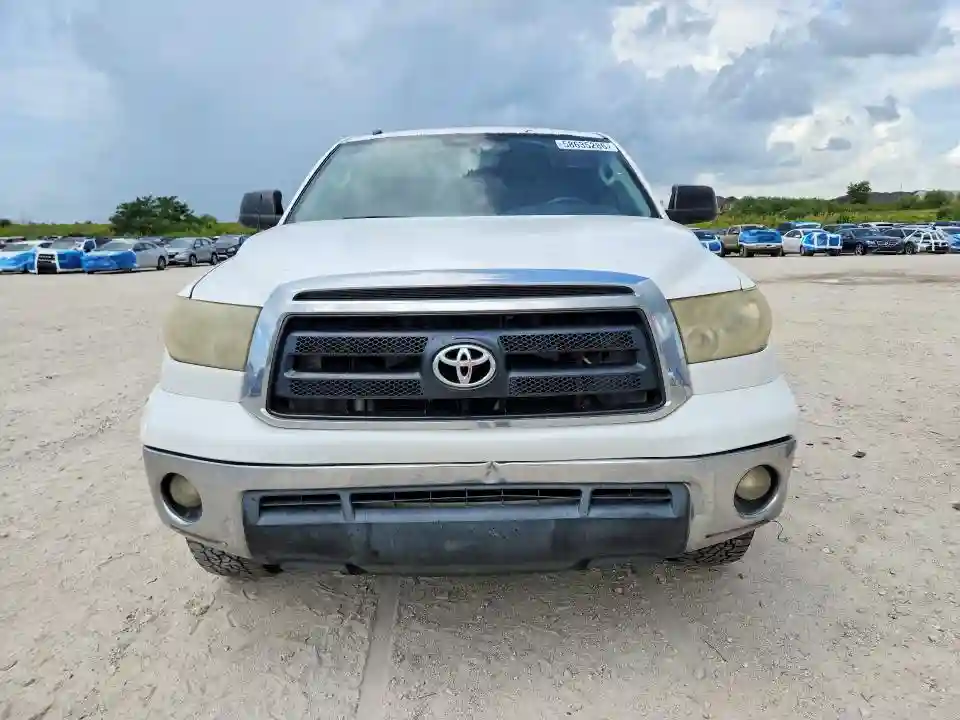 5TFEM5F10BX034764 2011 TOYOTA TUNDRA-4