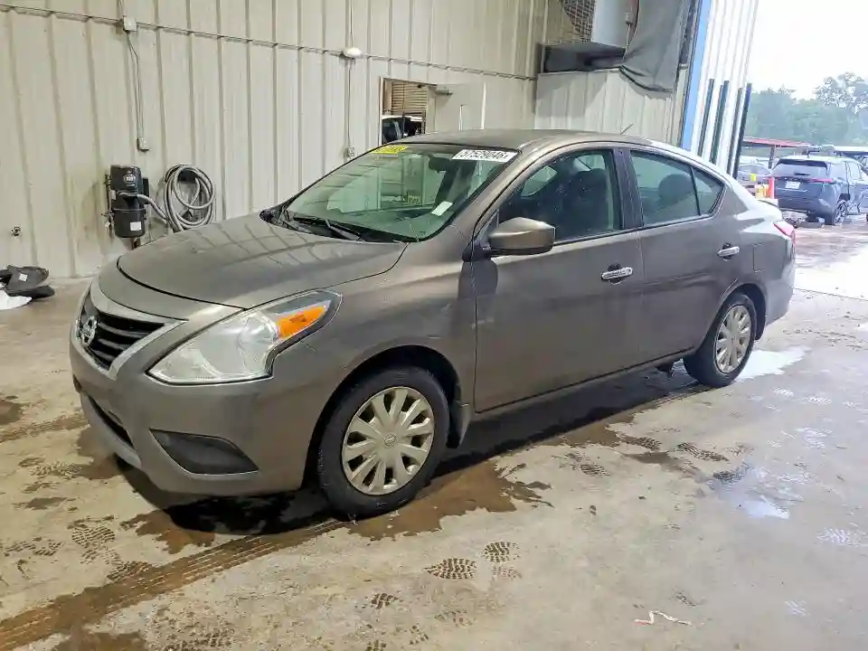 3N1CN7AP0FL827319 2015 NISSAN VERSA-0