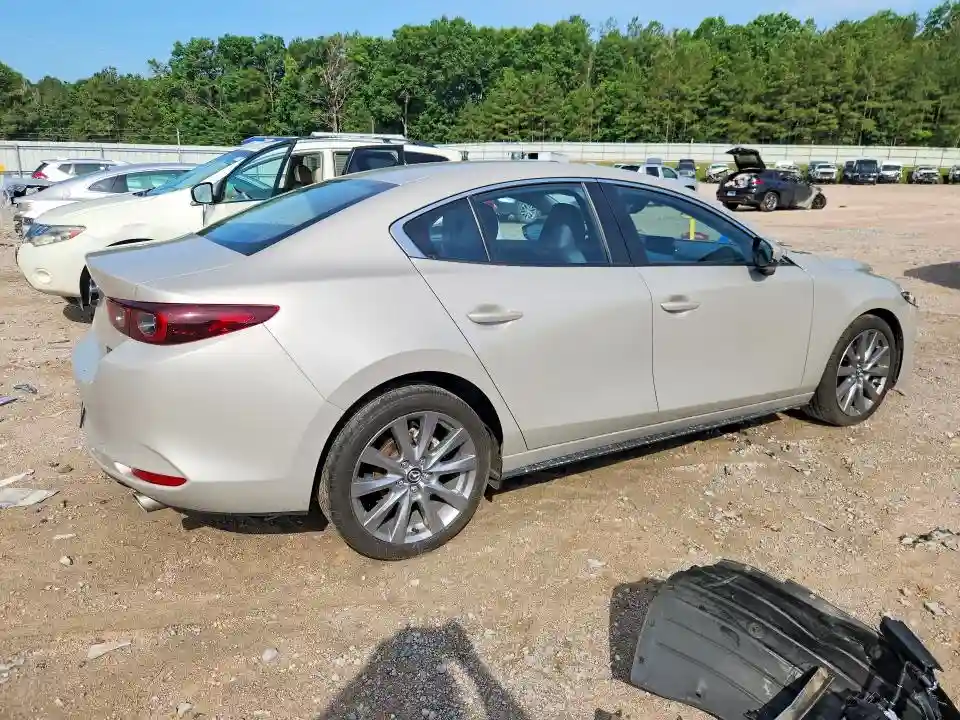 JM1BPACM4S1774788 2025 MAZDA 3-2