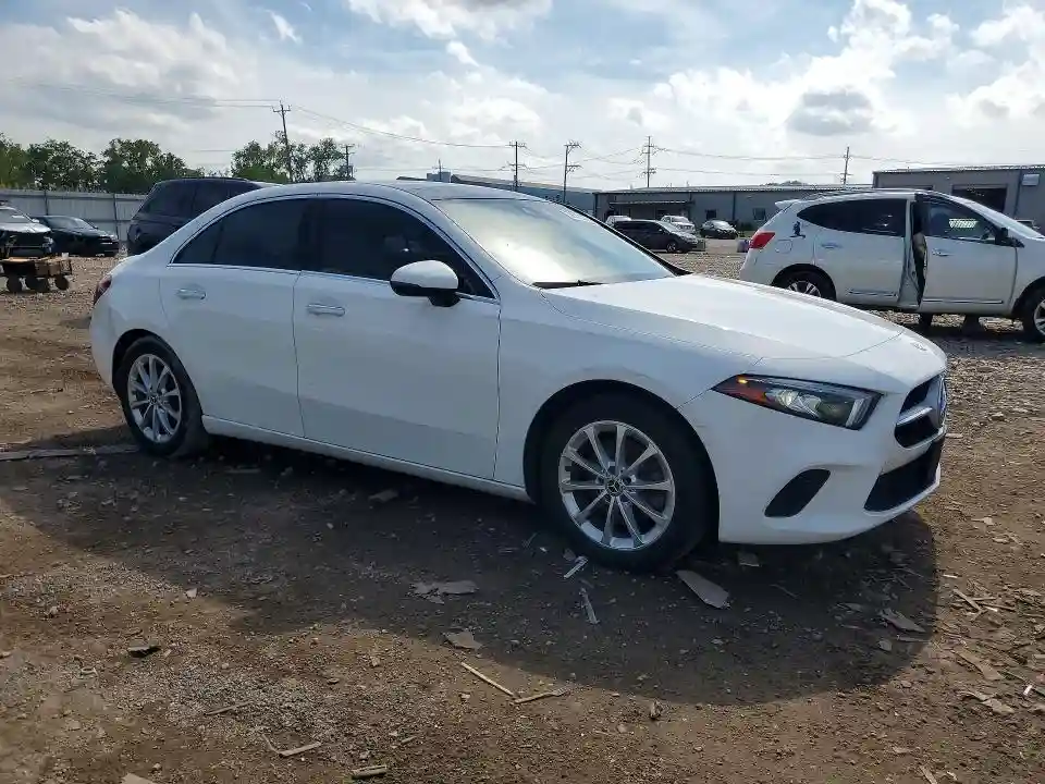 WDD3G4EB0KW001892 2019 MERCEDES-BENZ A-CLASS-3