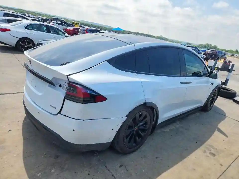 5YJXCAE21HF035536 2017 TESLA MODEL X-2