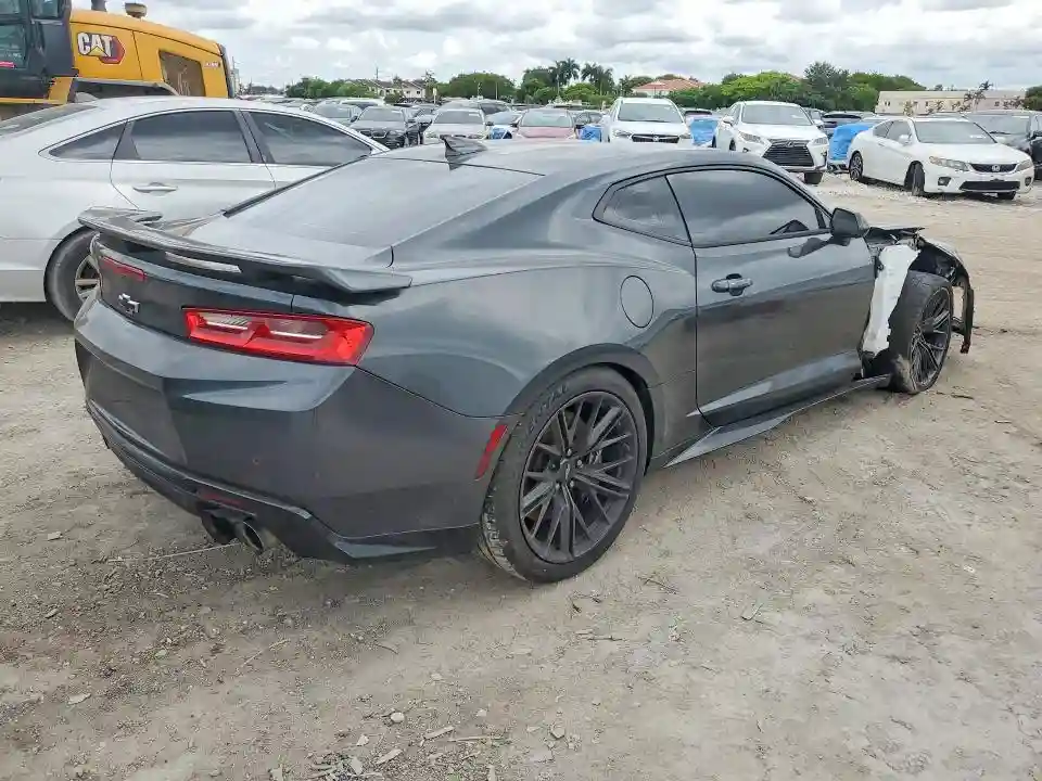 1G1FK1R63J0156724 2018 CHEVROLET CAMARO-2