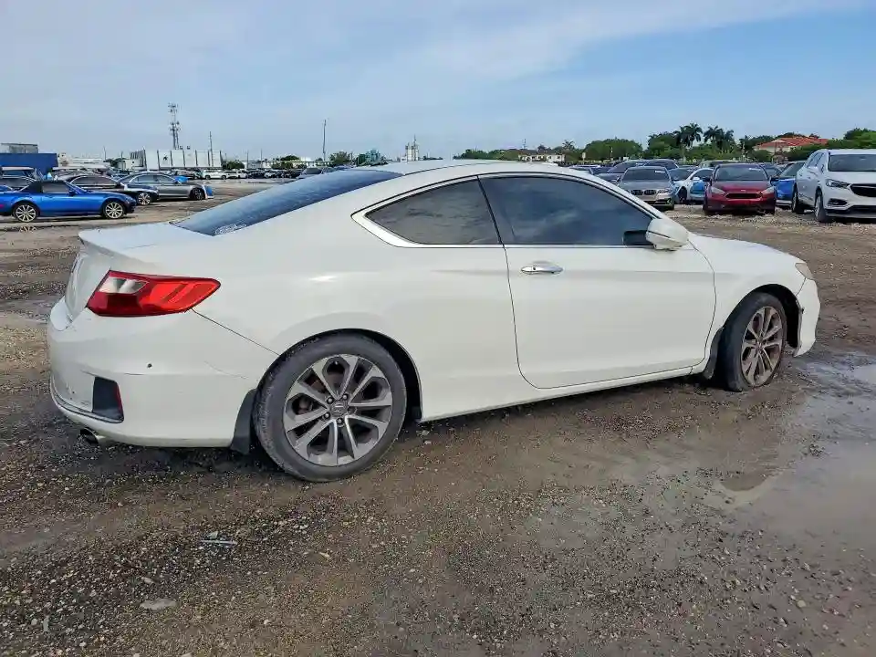 1HGCT1B8XDA003065 2013 HONDA ACCORD-2