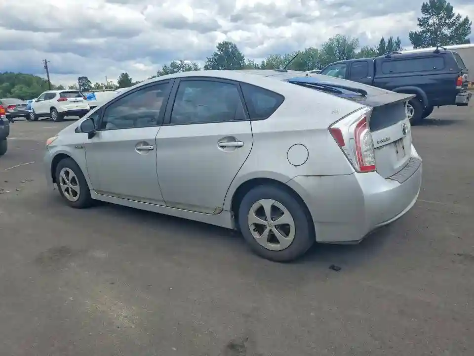 JTDKN3DUXC1516440 2012 TOYOTA PRIUS-1