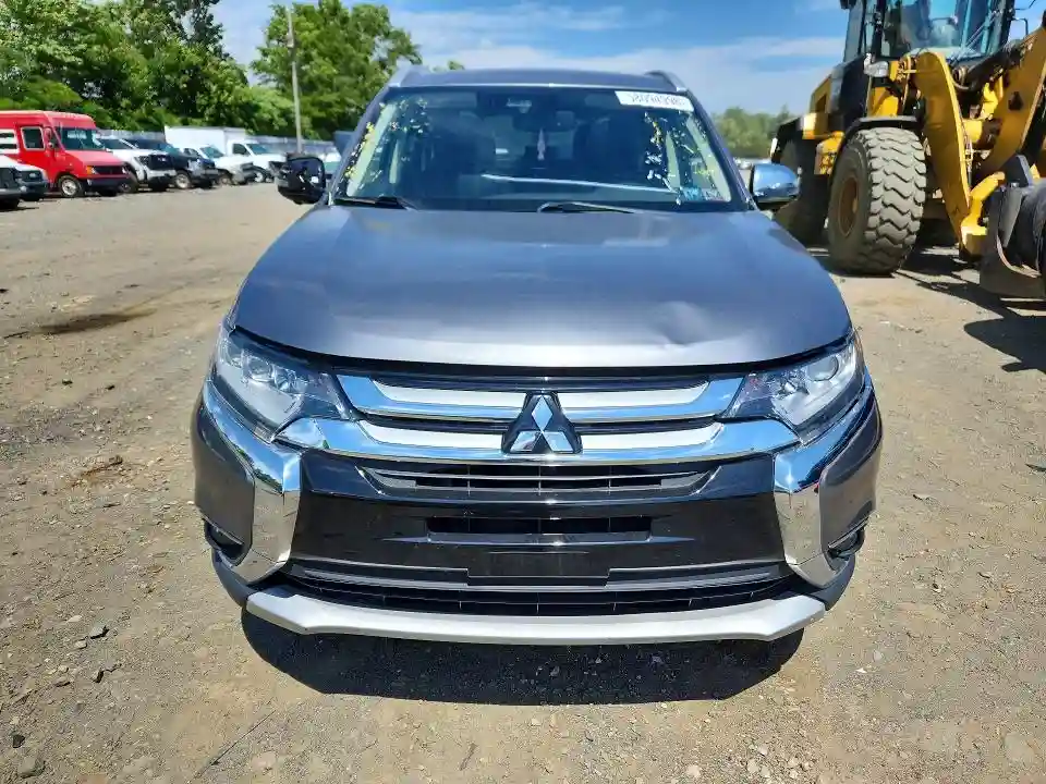 JA4AZ3A35HZ012179 2017 MITSUBISHI OUTLANDER-4