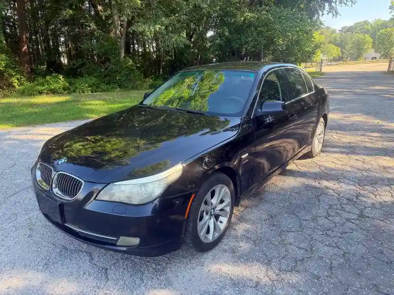 WBANV1C50AC159960 2010 BMW 5 SERIES-1