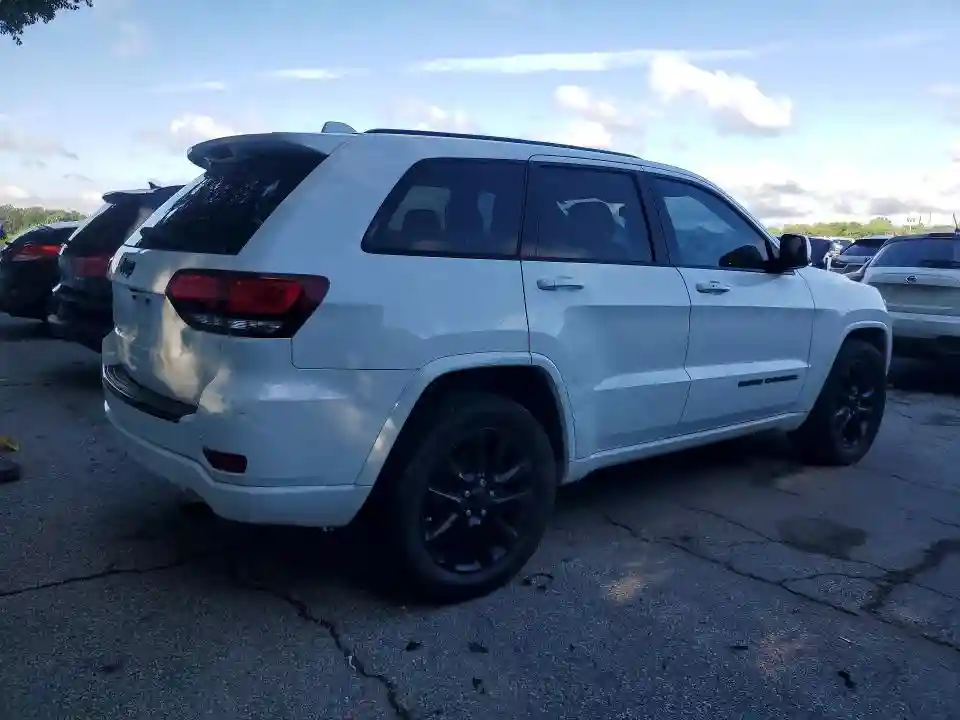 1C4RJEAG3HC868355 2017 JEEP CHEROKEE-2