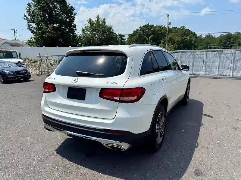 WDC0G4KB5GF035412 2016 MERCEDES-BENZ GLC-CLASS-2