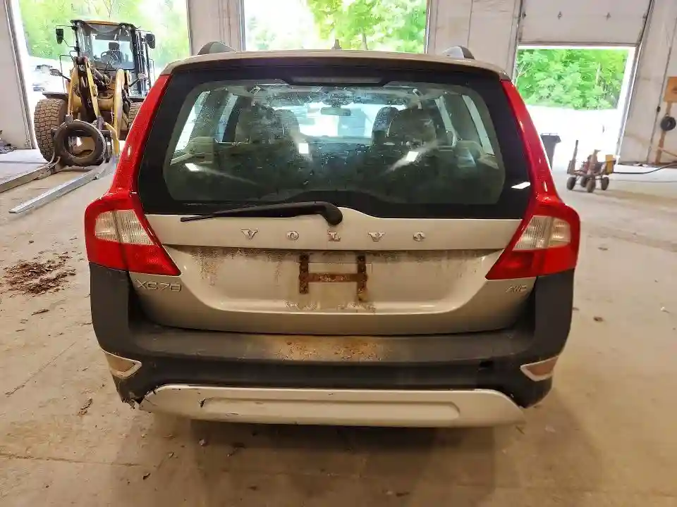 YV4940BZ9B1096972 2011 VOLVO XC70-5