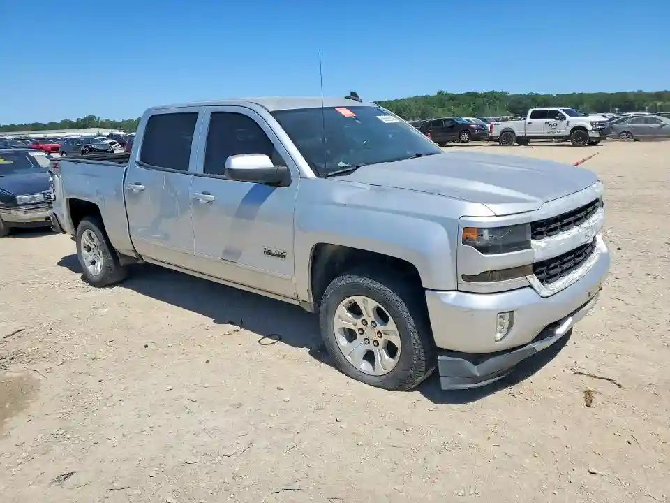 3GCUKREC2JG170389 2018 CHEVROLET SILVERADO-3