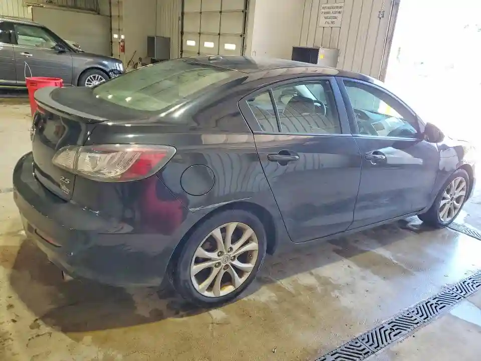 JM1BL1U62B1397454 2011 MAZDA MAZDA3-2
