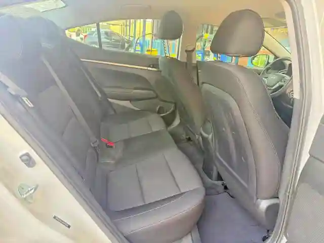 5NPD74LF4JH393624 2018 HYUNDAI ELANTRA-5