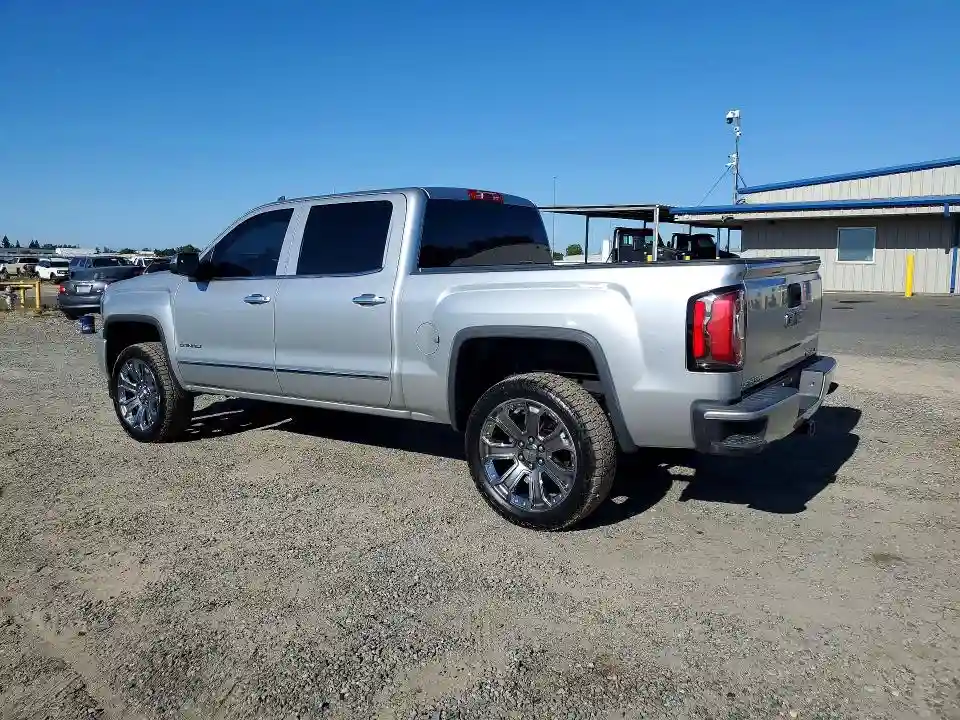 3GTU2NEC3JG269800 2018 GMC SIERRA-1