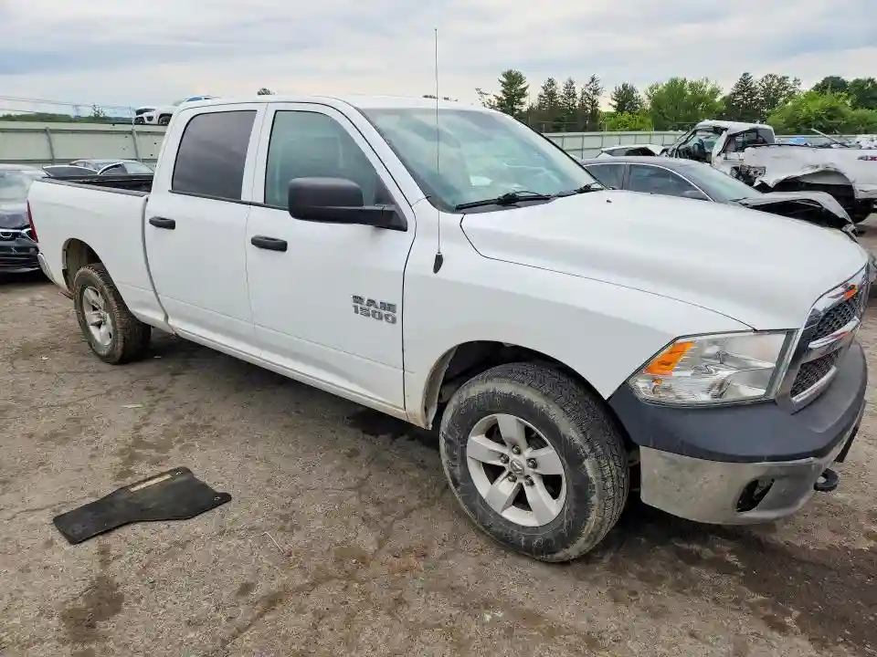 1C6RR7SM8GS132628 2016 RAM 1500-3