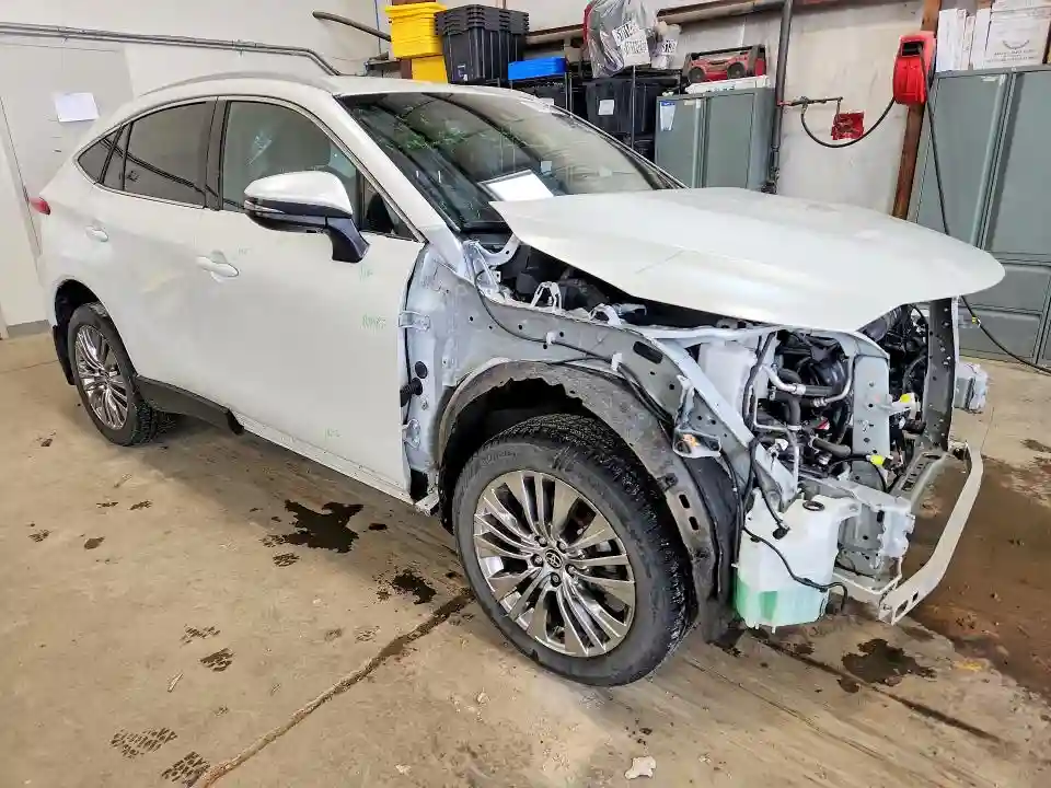 JTEAAAAH0RJ180899 2024 TOYOTA VENZA-3