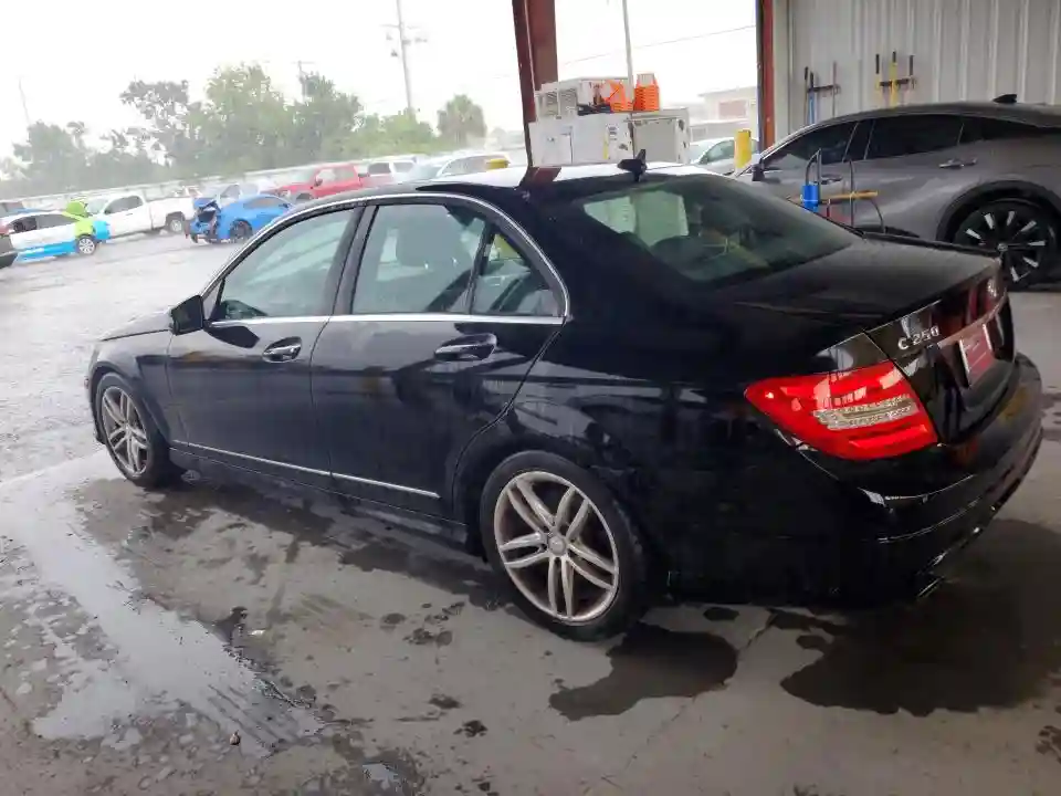 WDDGF4HBXDR298476 2013 MERCEDES-BENZ C-CLASS-1