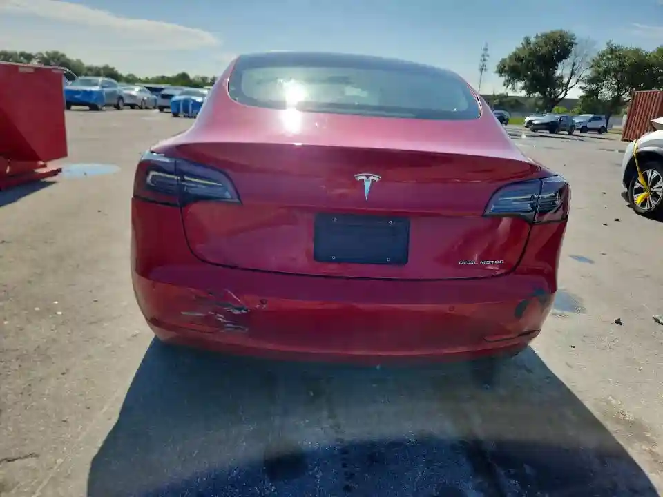 5YJ3E1EBXMF902886 2021 TESLA MODEL 3-5