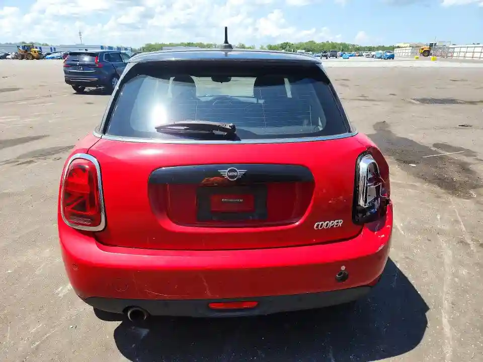 WMWXU7C00M2N01548 2021 MINI COOPER-5