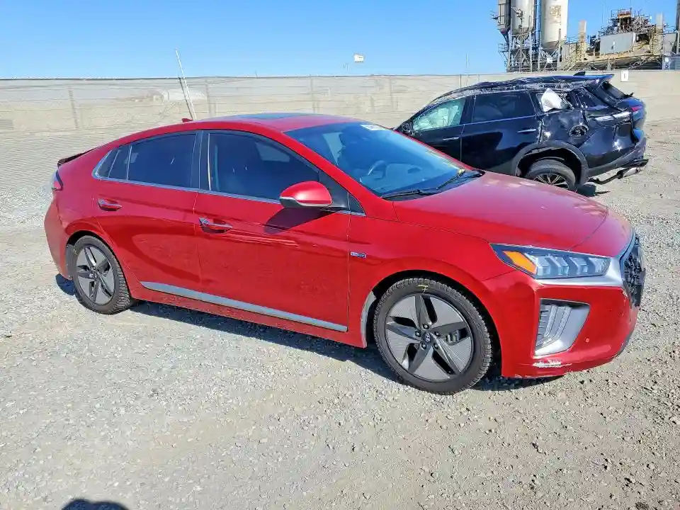 KMHC05LC7LU240431 2020 HYUNDAI IONIQ-3