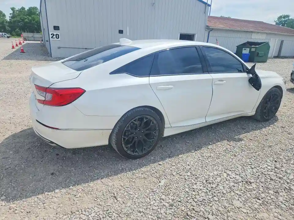 1HGCV3F56JA015554 2018 HONDA ACCORD-2